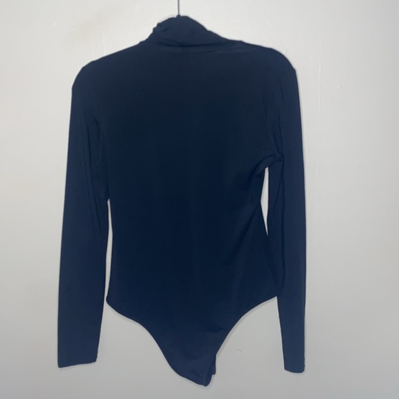 🌲Black turtleneck long sleeved bodysuit! - Picture 6 of 7